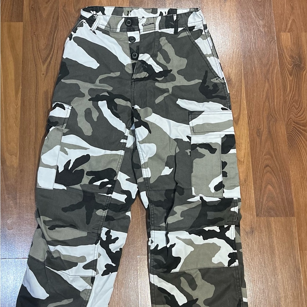 Camo cargo pants